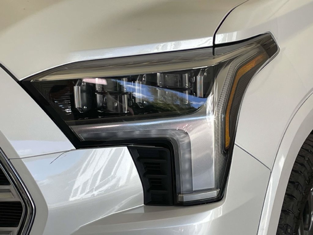 Used 2023 Toyota Sequoia Capstone AWD/4WD image 15