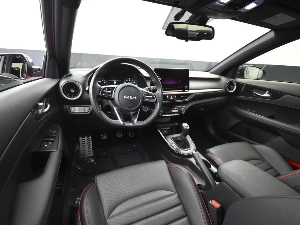 Used 2024 Kia Forte GT image 11