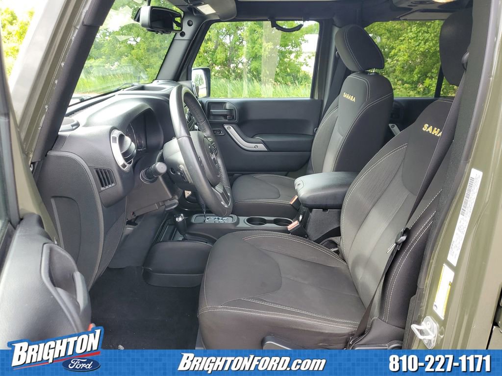 Used 2015 Jeep Wrangler Unlimited Sahara AWD/4WD image 9