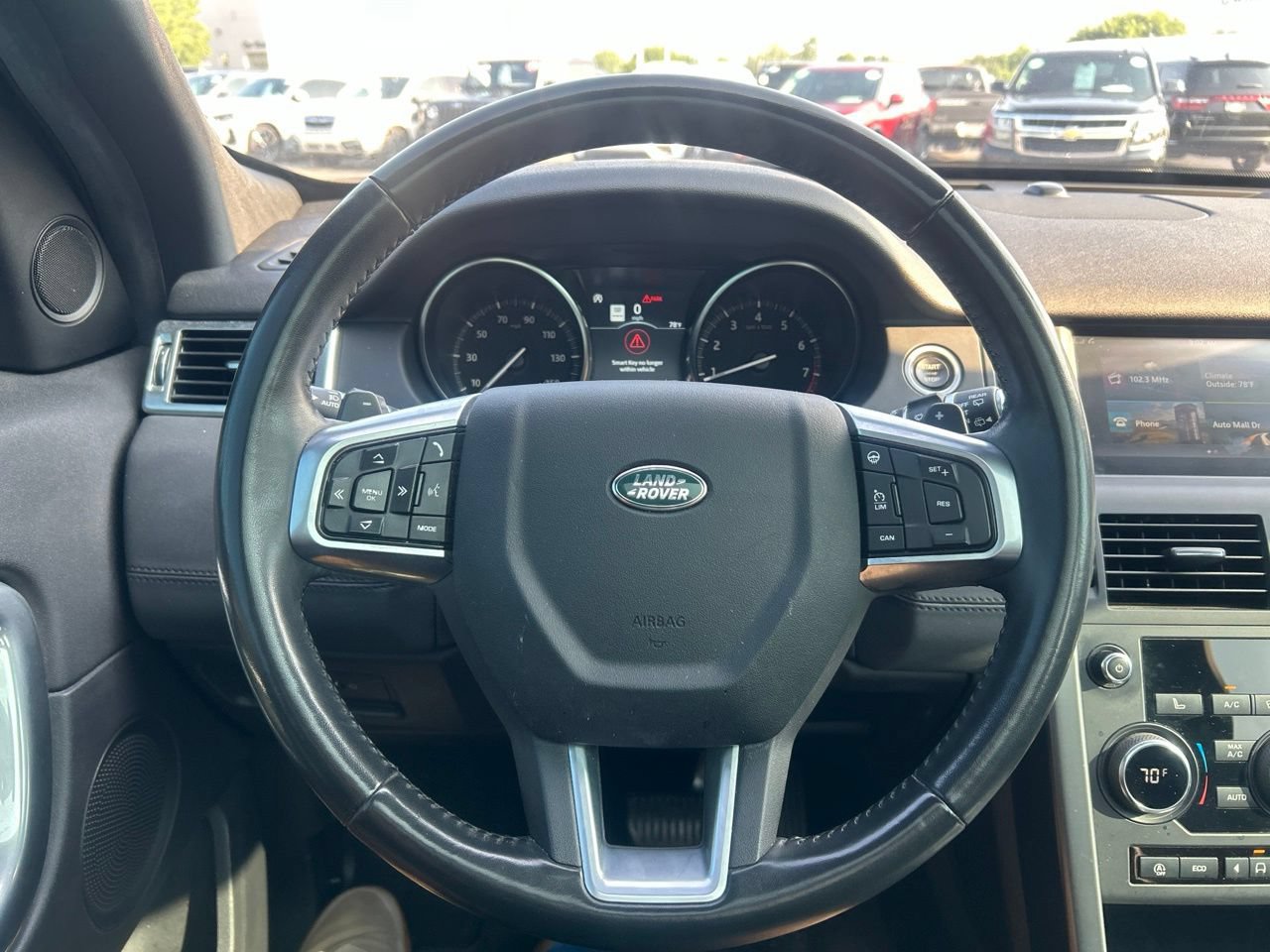 Used 2019 Land Rover Discovery Sport AWD/4WD image 20