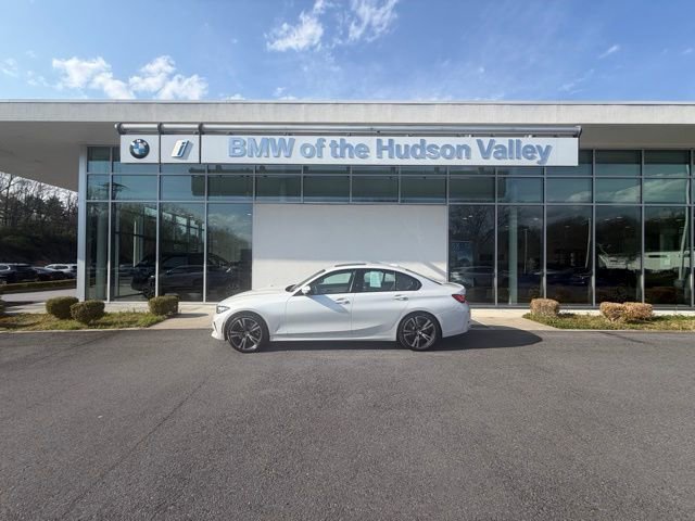 Certified 2023 BMW 330i xDrive Sedan w/ Premium Package AWD/4WD image 1