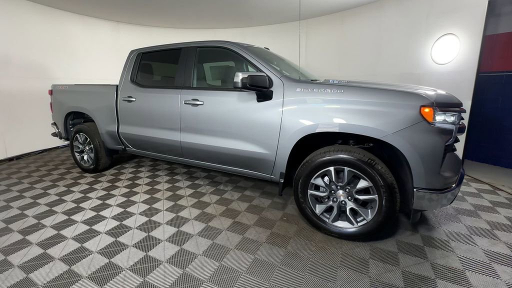 New 2026 Chevrolet Silverado 1500 LT AWD/4WD image 2