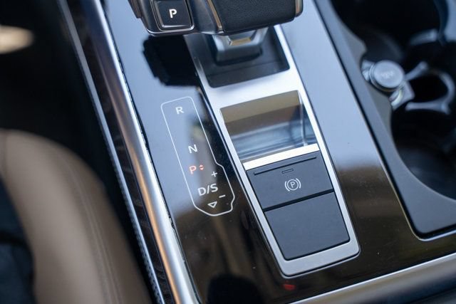 Used 2025 Audi Q7 2.0T Premium Plus AWD/4WD image 35