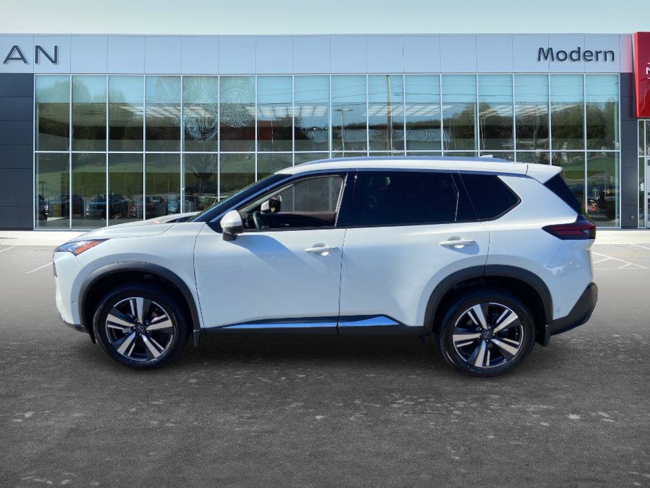 Certified 2023 Nissan Rogue SL w/ SL Premium Package FWD image 7