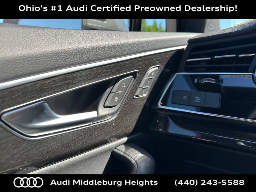 Used 2026 Audi Q7 2.0T Premium w/ Convenience Plus Package AWD/4WD image 32