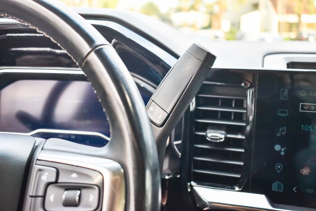 Used 2024 Chevrolet Silverado 2500 LT image 19