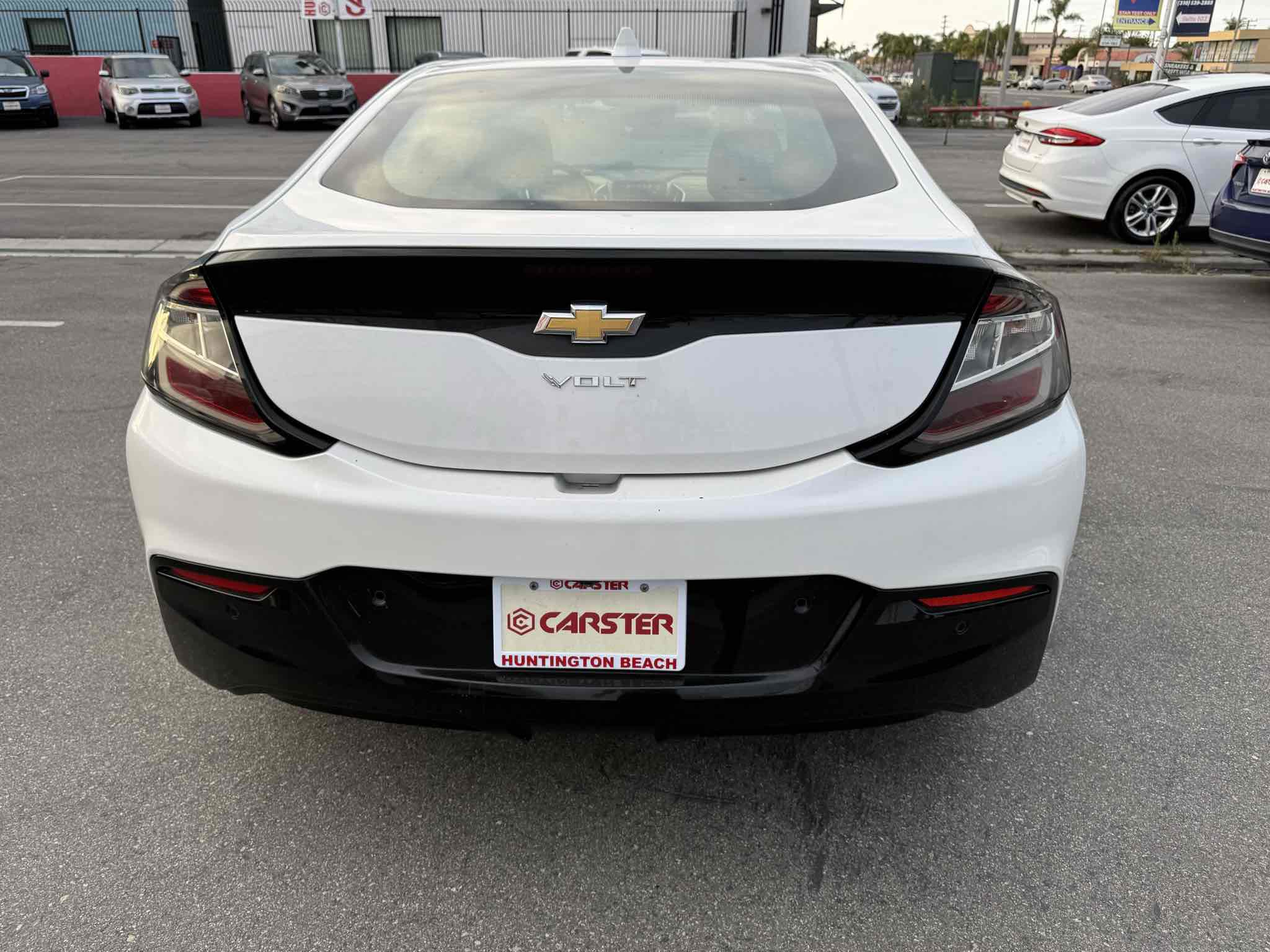 Used 2017 Chevrolet Volt Premier w/ Driver Confidence II Package FWD image 23