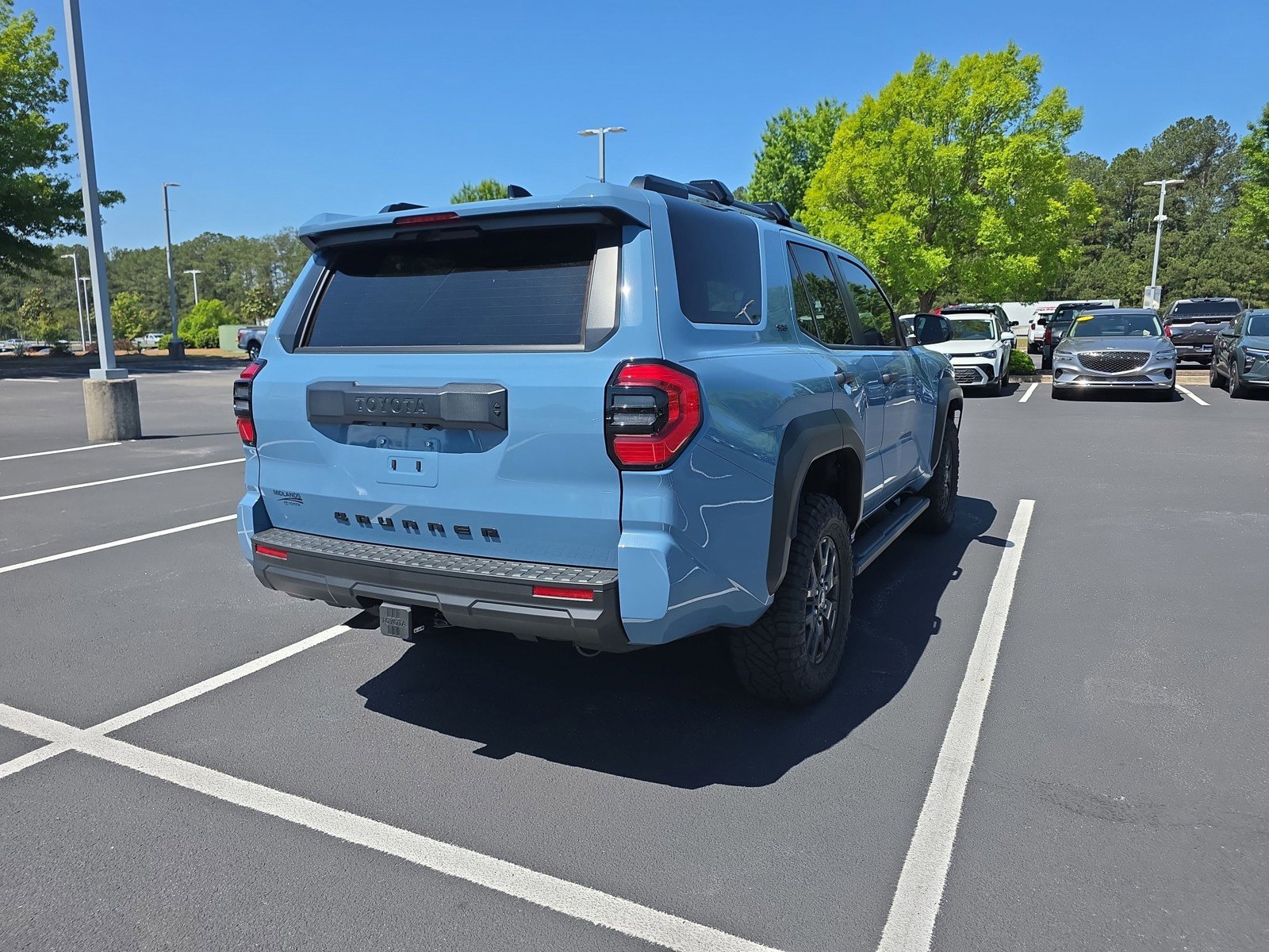 Used 2026 Toyota 4Runner SR5 AWD/4WD image 5