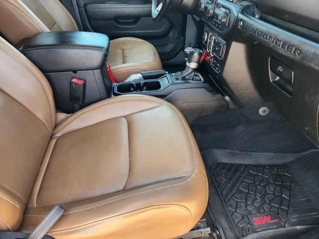 Used 2020 Jeep Wrangler Unlimited Rubicon AWD/4WD image 14