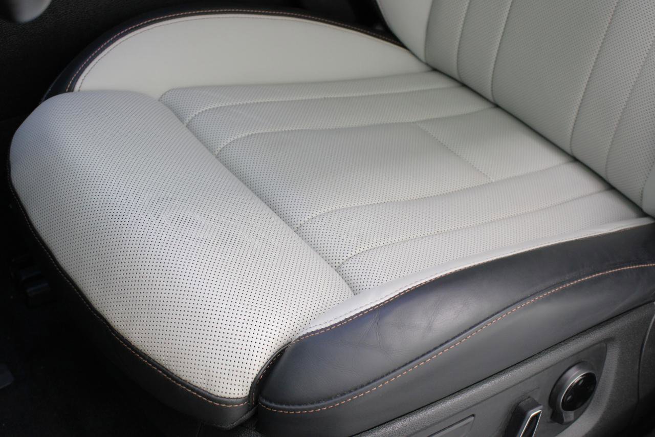 Used 2019 Genesis G80 3.3T Sport image 35