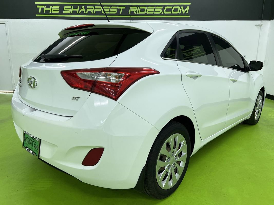 Used 2016 Hyundai Elantra GT FWD image 10