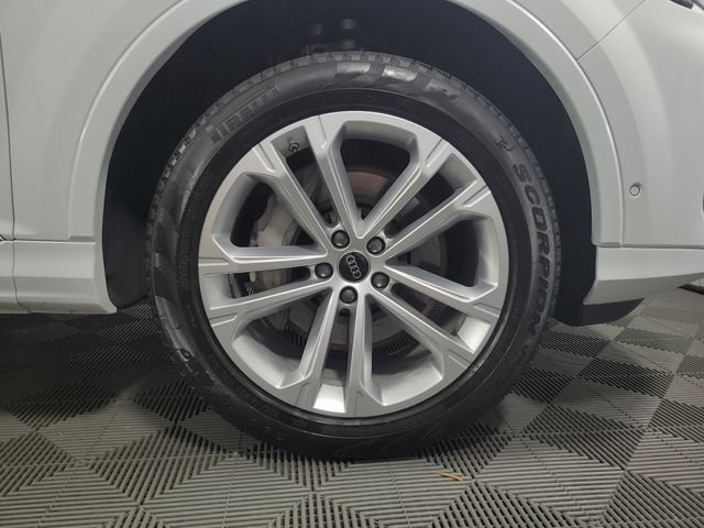 Used 2025 Audi Q7 2.0T Premium Plus AWD/4WD image 11