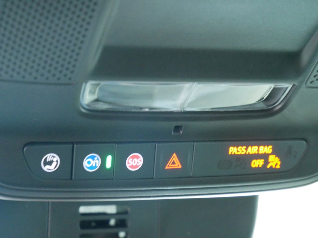 New 2025 GMC Acadia Elevation image 21