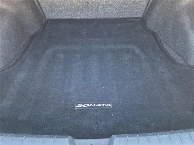 Used 2016 Hyundai Sonata Sport w/ Option Group 03 FWD image 4