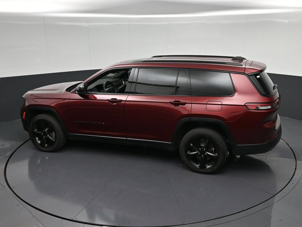 Used 2023 Jeep Grand Cherokee L Laredo AWD/4WD image 24