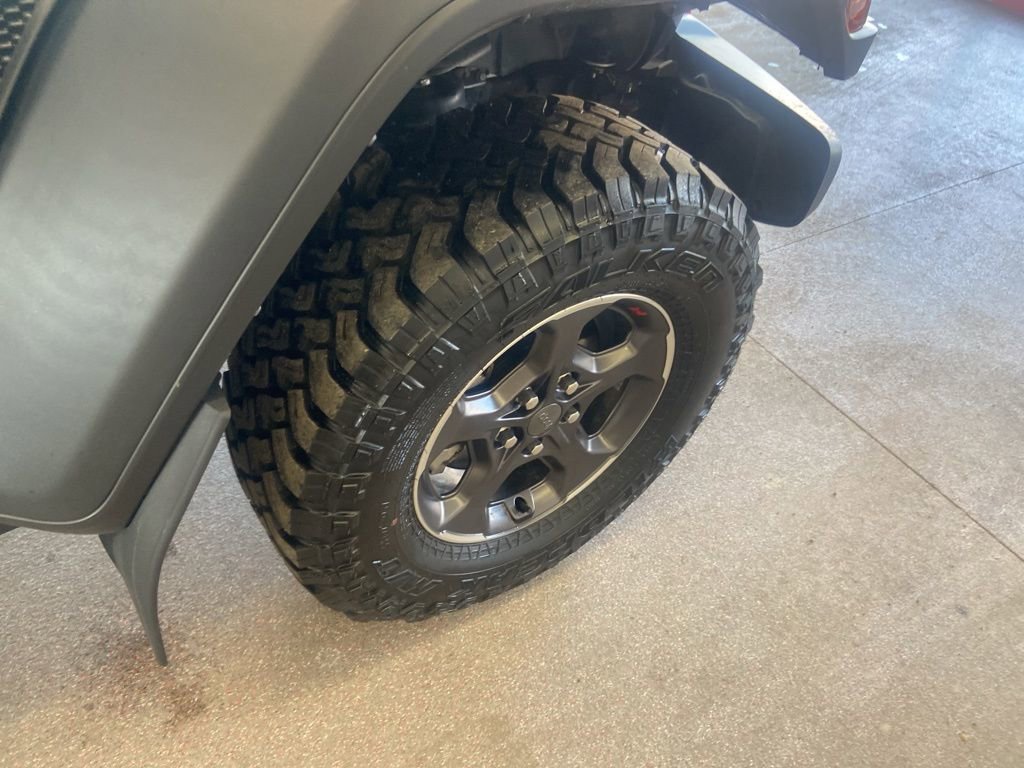 Certified 2022 Jeep Gladiator Rubicon w/ LED Lighting Group image 29