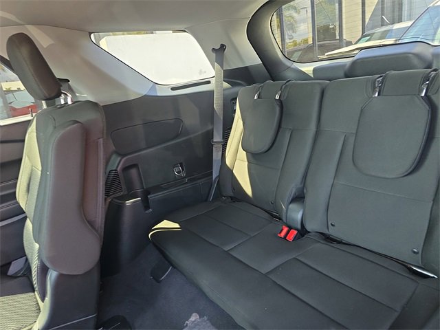 Used 2022 Ford Explorer XLT image 12