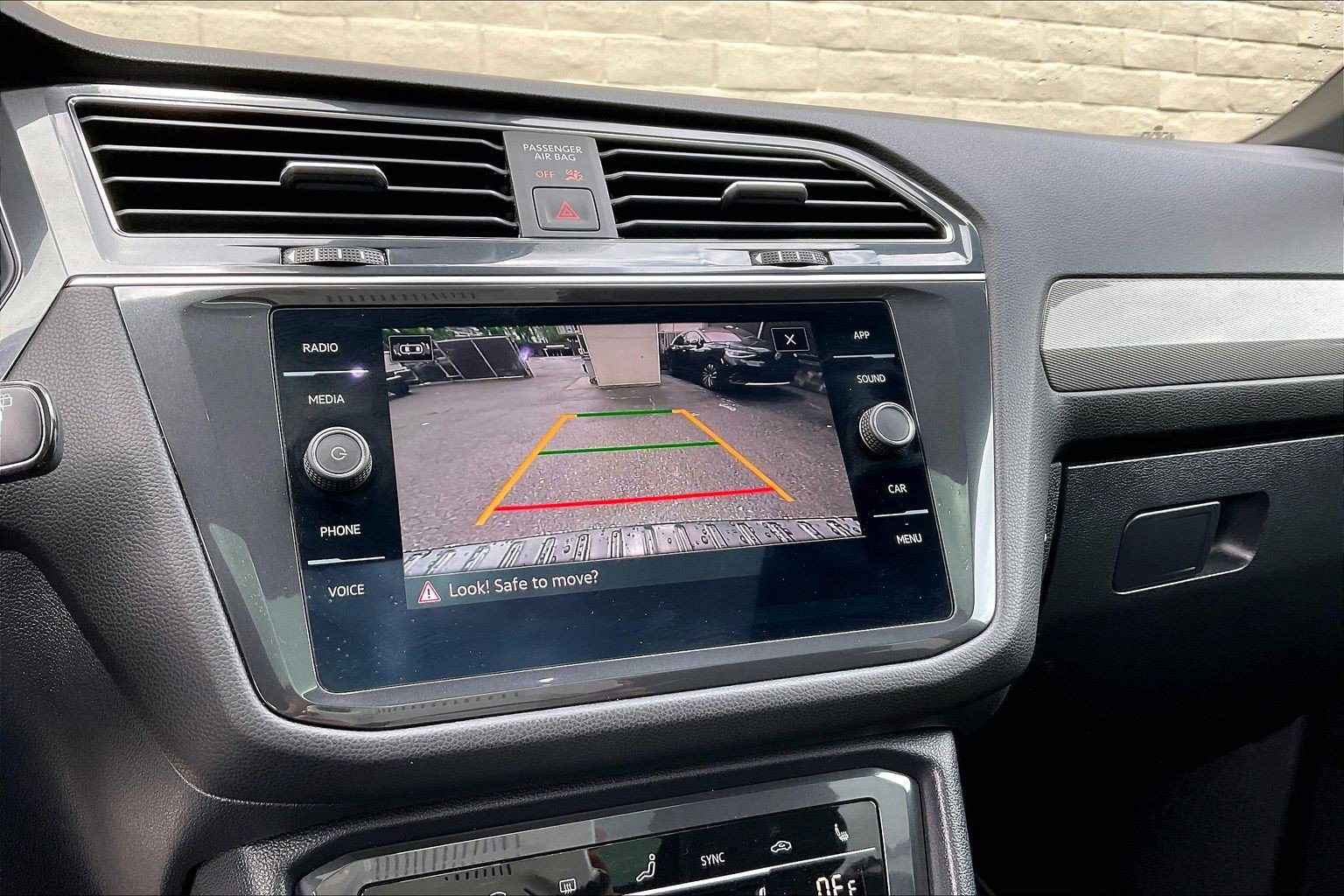 Certified 2023 Volkswagen Tiguan SE R-Line FWD image 19
