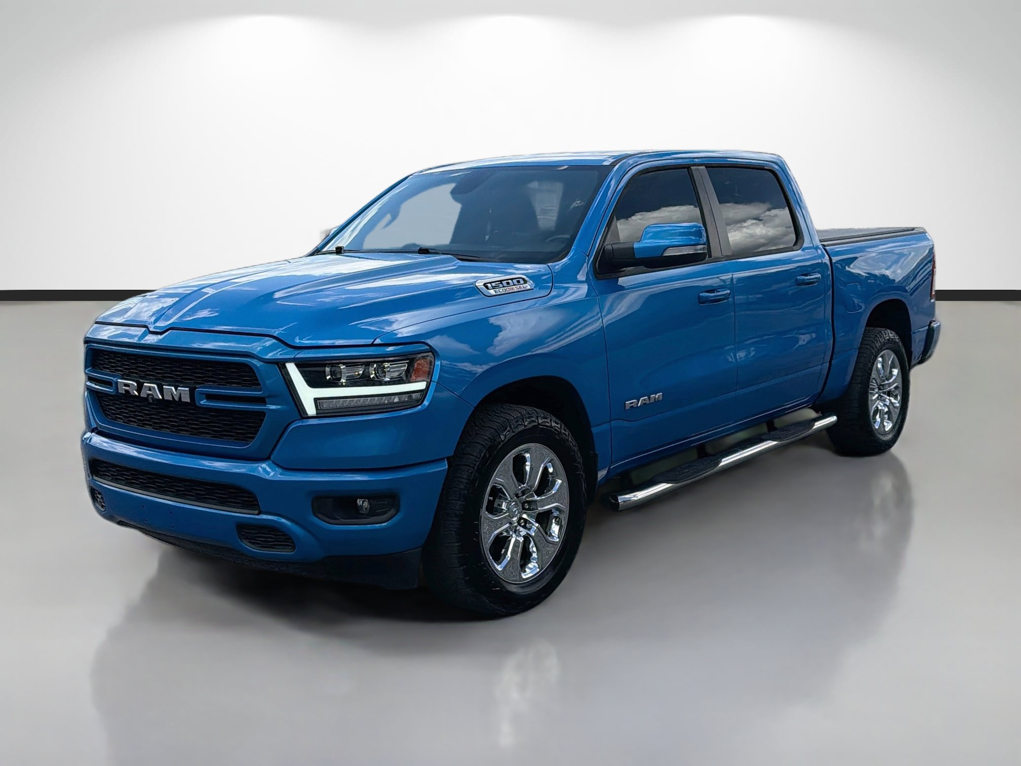 Used 2021 RAM 1500 4x4 Crew Cab image 7