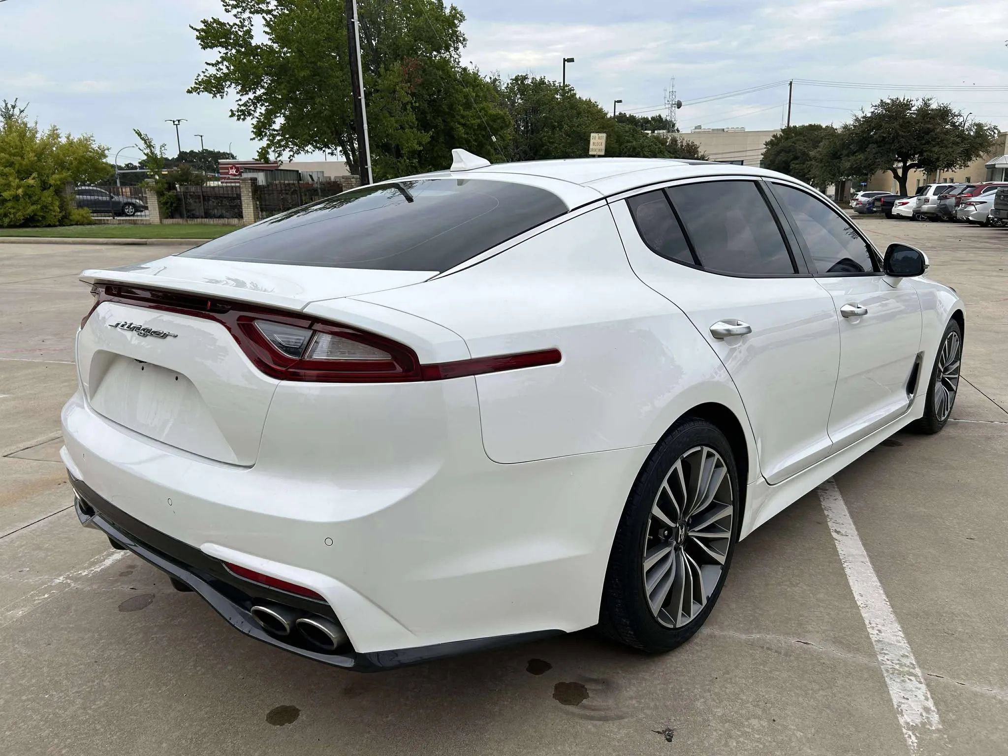 Used 2018 Kia Stinger Premium image 5