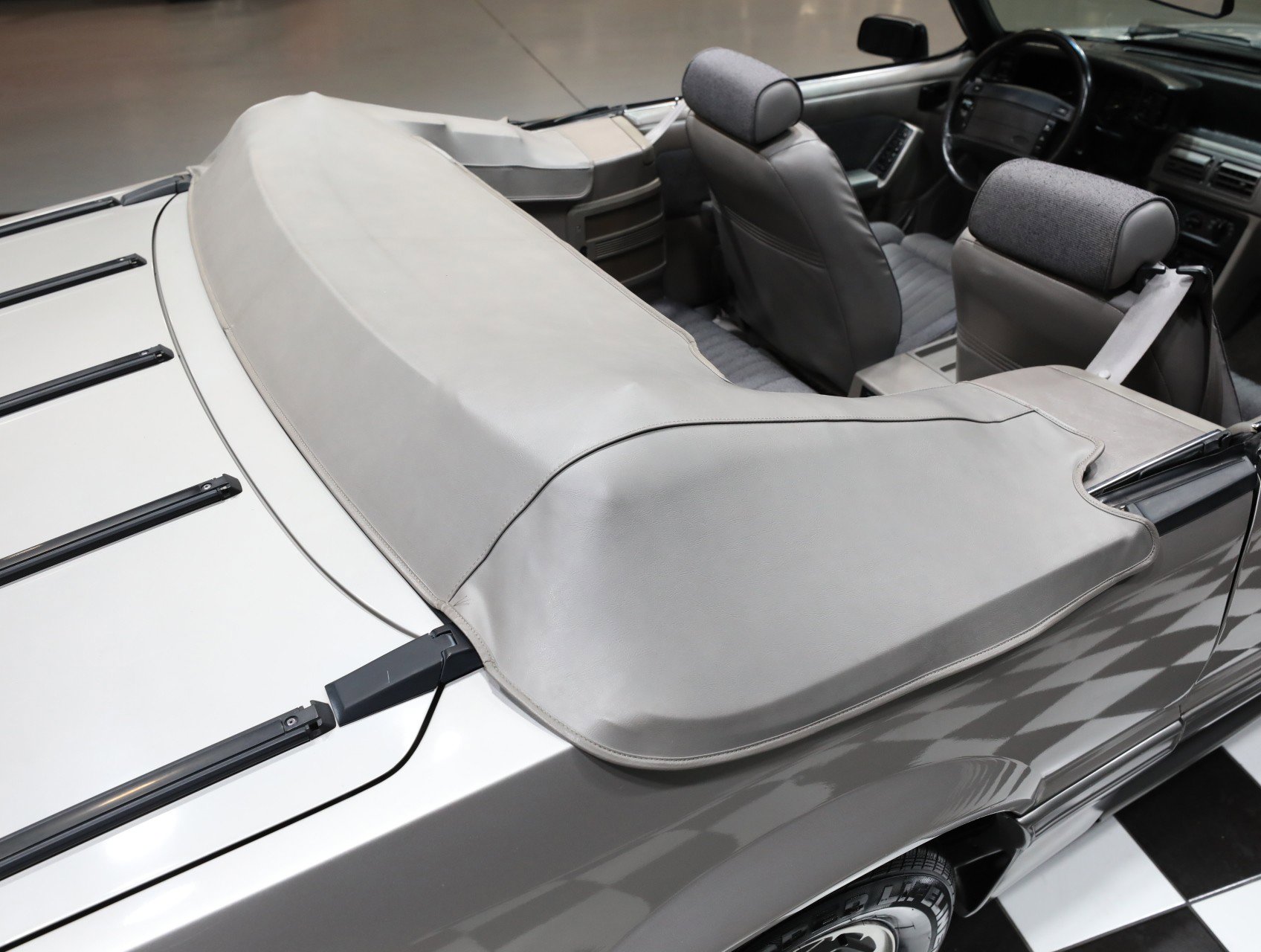 Used 1990 Ford Mustang GT image 43