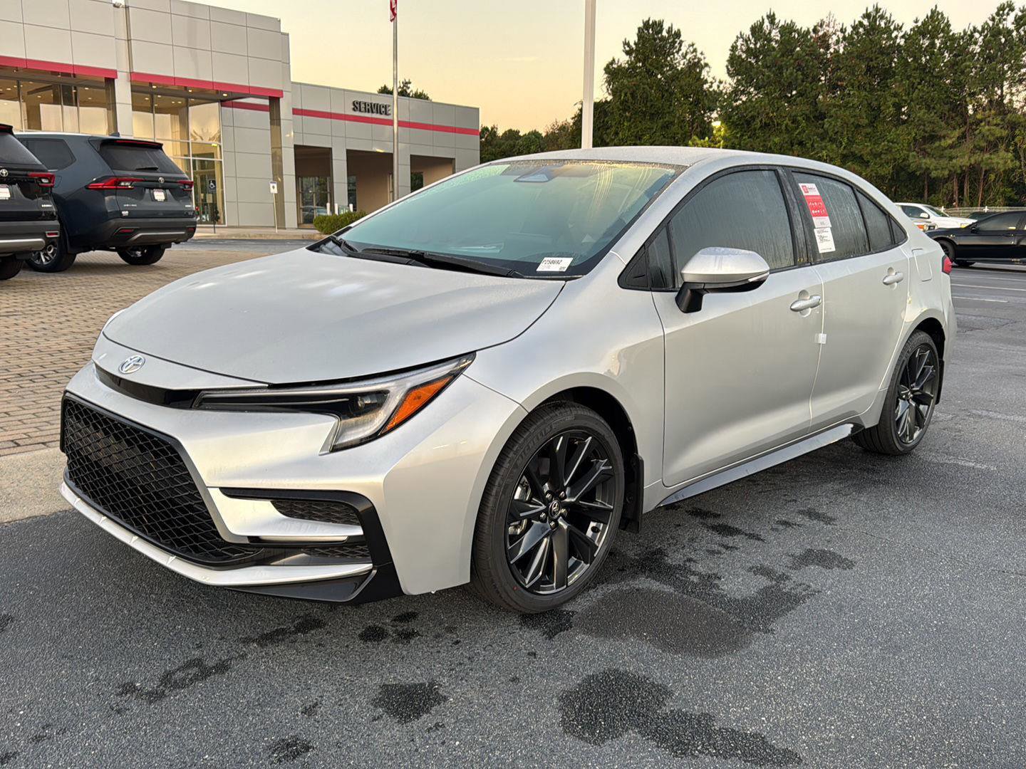 New 2026 Toyota Corolla SE image 2