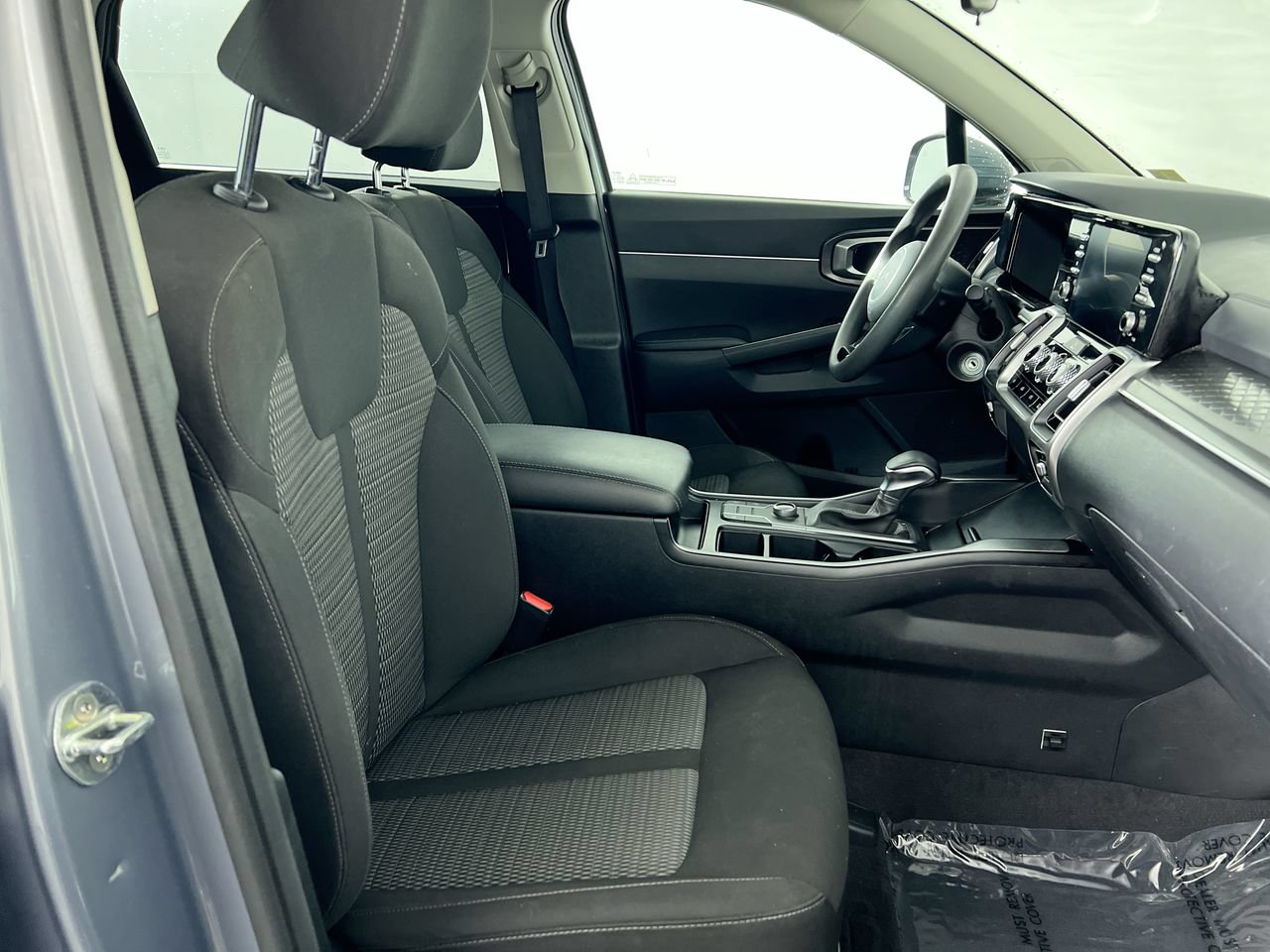 Certified 2023 Kia Sorento LX AWD/4WD image 24