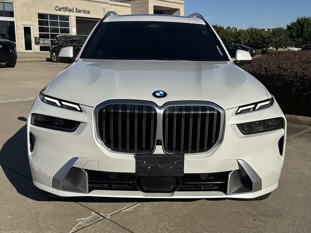 Used 2023 BMW X7 xDrive40i image 2