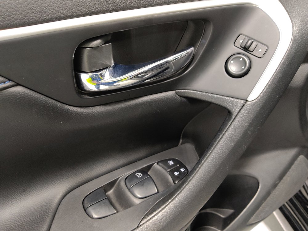 Used 2017 Nissan Altima 2.5 SR image 27