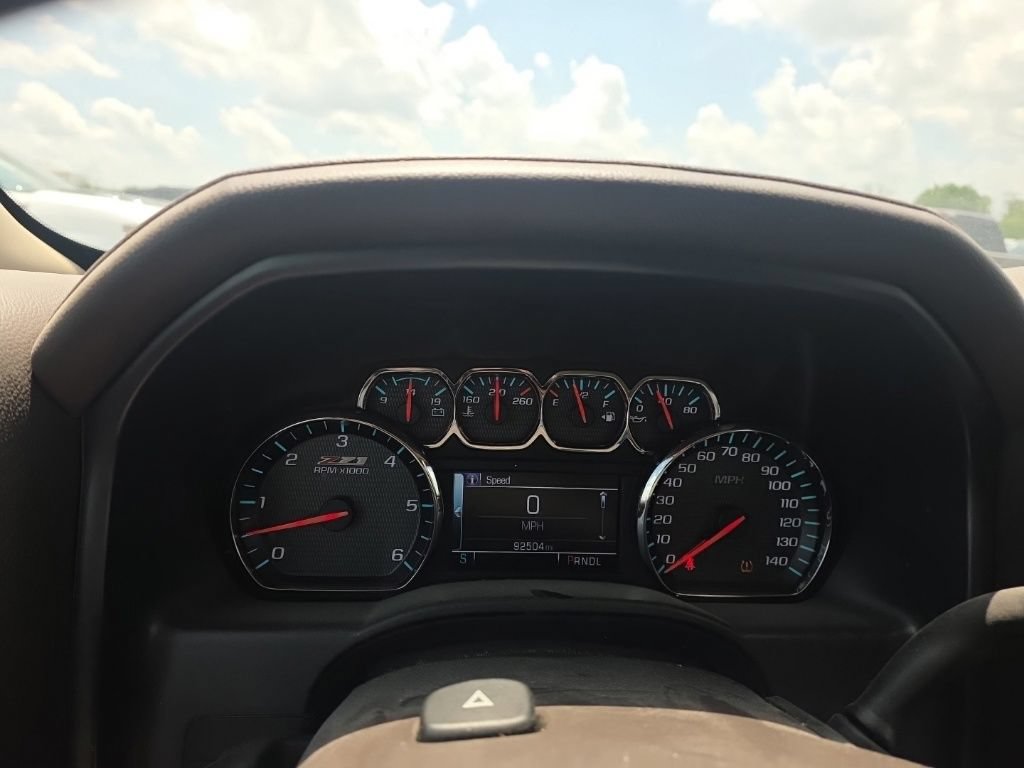 Used 2018 Chevrolet Silverado 1500 LTZ Z71 w/ LTZ Plus Package AWD/4WD image 42