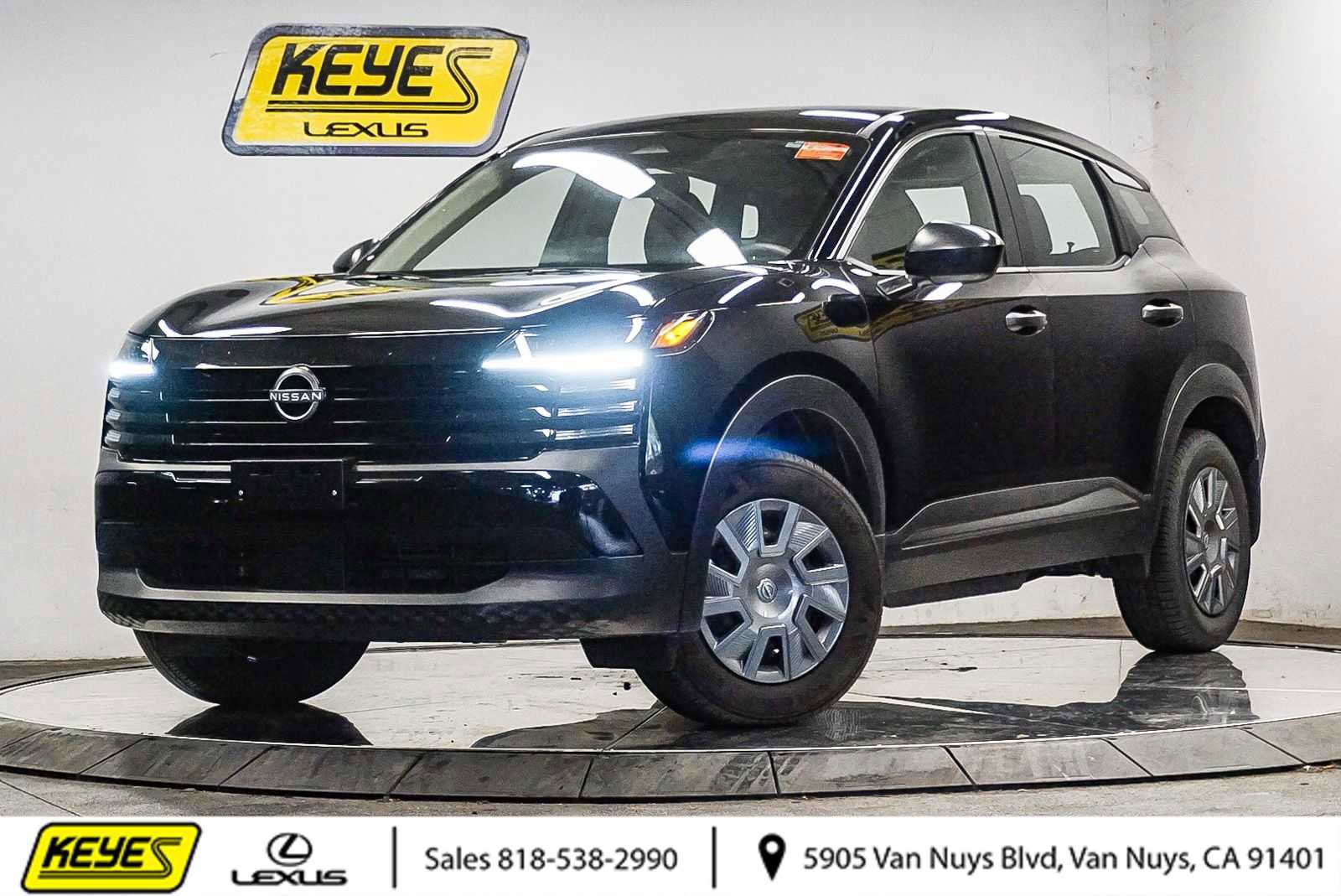 Used 2025 Nissan Kicks S FWD image 1