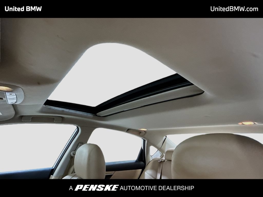 Used 2014 Nissan Altima 2.5 SL w/ Moonroof Package FWD image 11