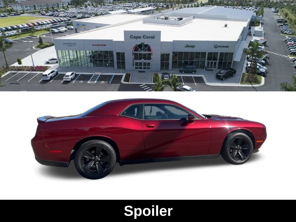 Used 2020 Dodge Challenger SXT RWD image 11