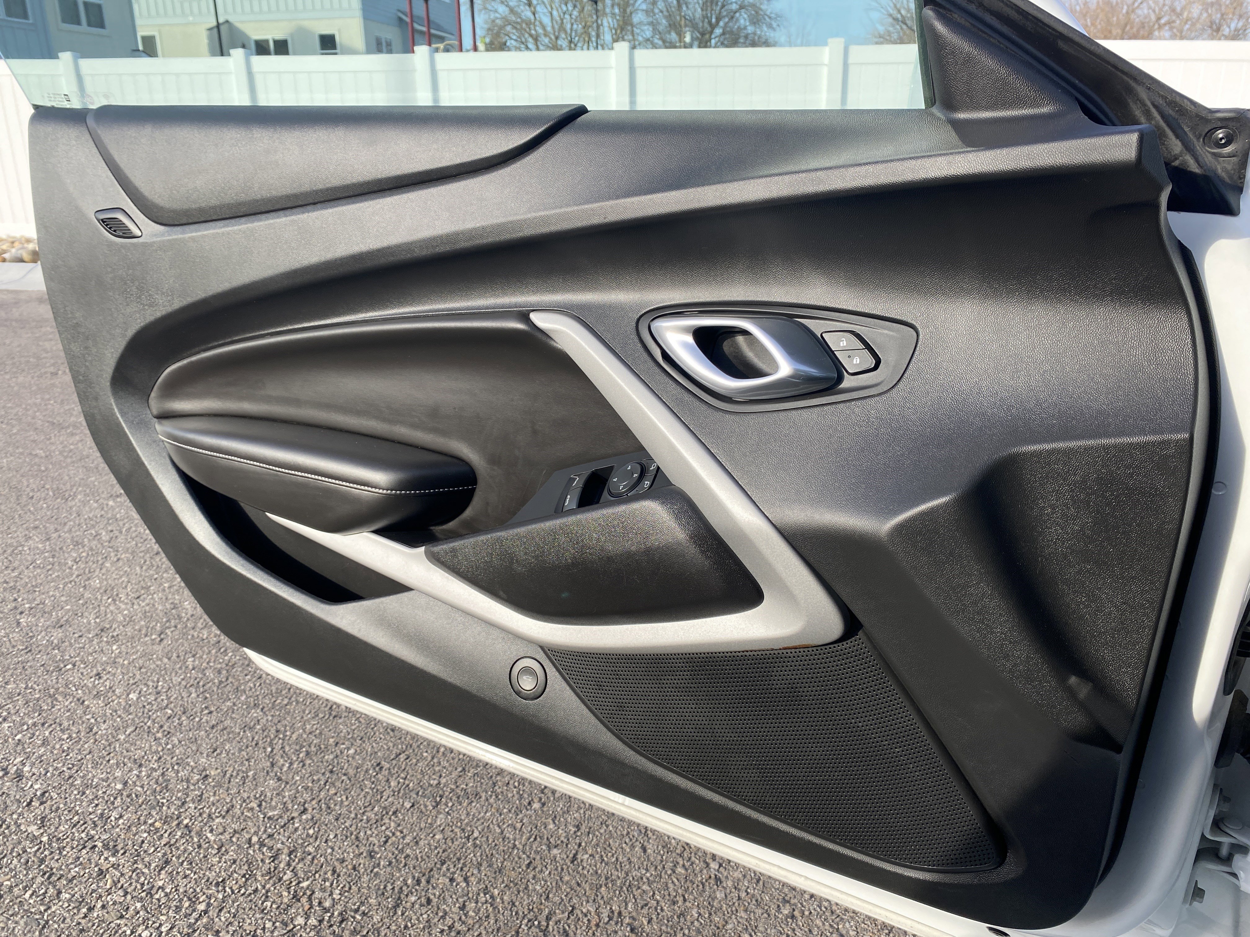 Used 2018 Chevrolet Camaro LT image 17