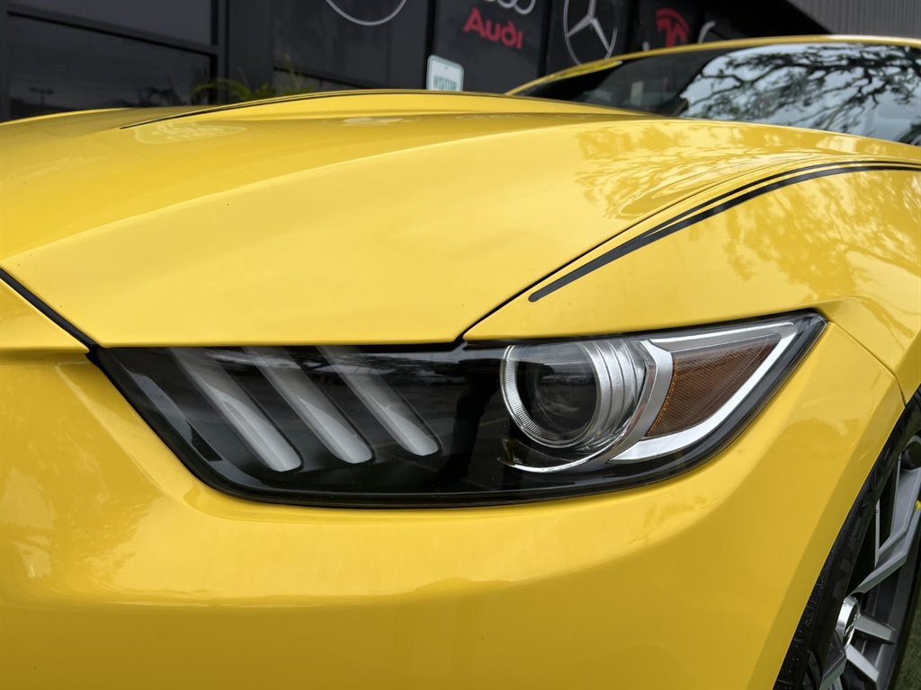Used 2017 Ford Mustang Premium image 14