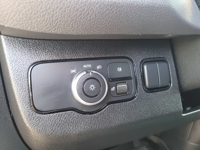 Used 2024 Mercedes-Benz Sprinter 2500 image 17