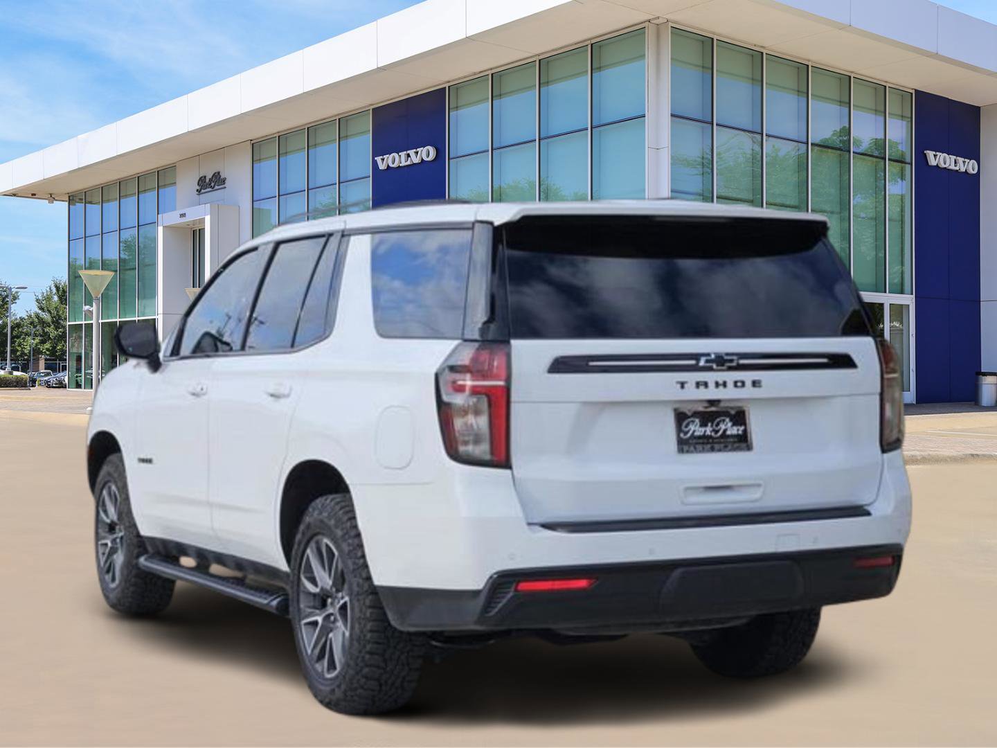 Used 2023 Chevrolet Tahoe Z71 image 4