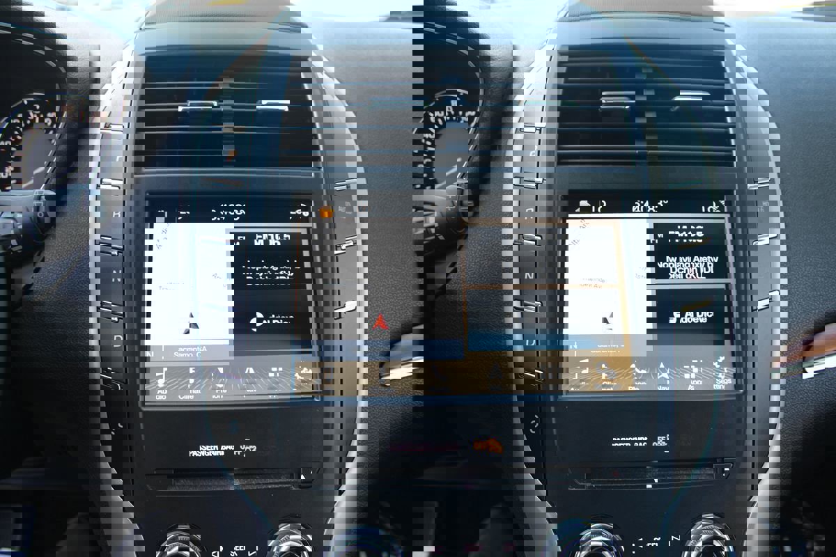 Used 2017 Lincoln MKC Select w/ Select Plus Package image 30