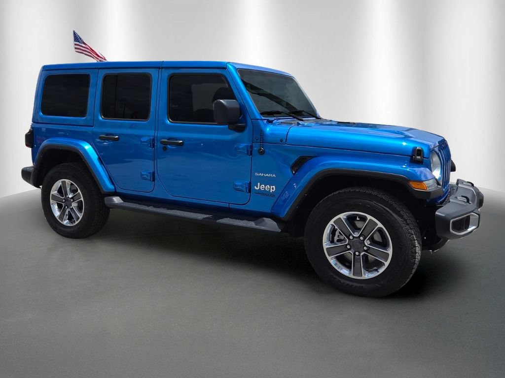 Used 2022 Jeep Wrangler Unlimited Sahara w/ LED Lighting Group AWD/4WD image 2