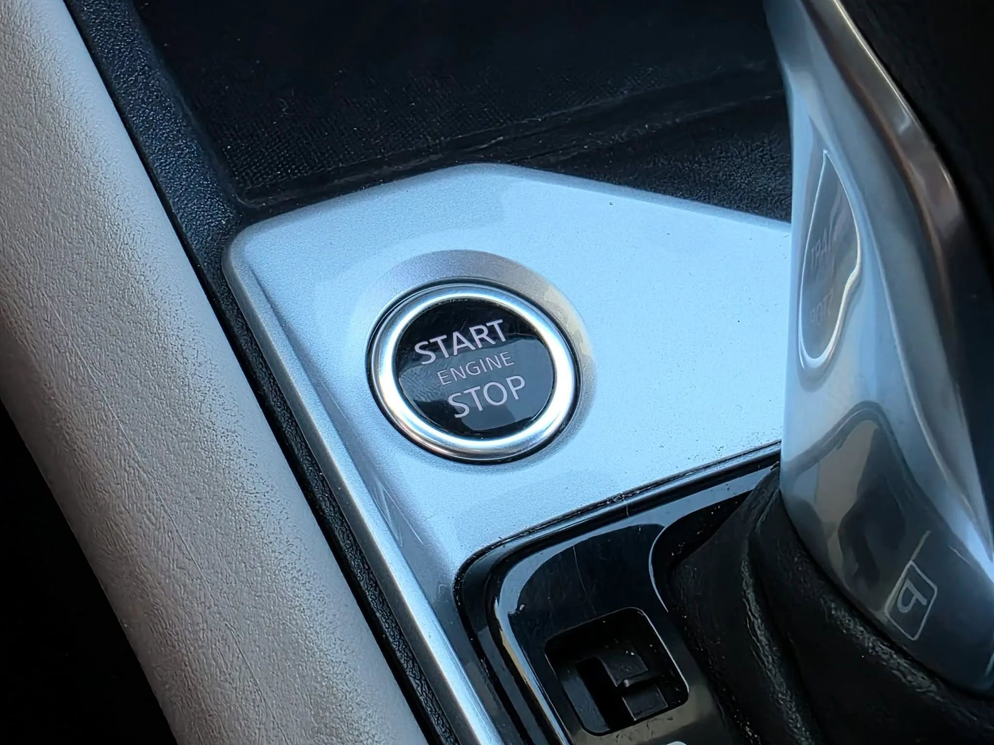 Used 2025 Nissan Altima 2.5 SV image 25