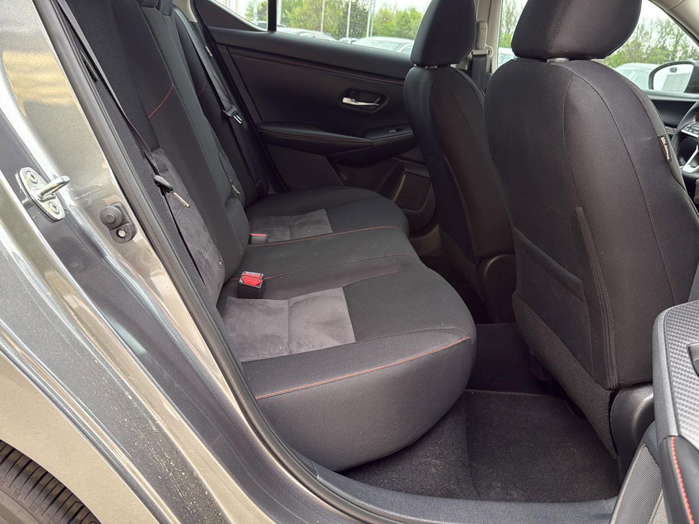 Used 2025 Nissan Sentra SR w/ Lighting Package FWD image 37