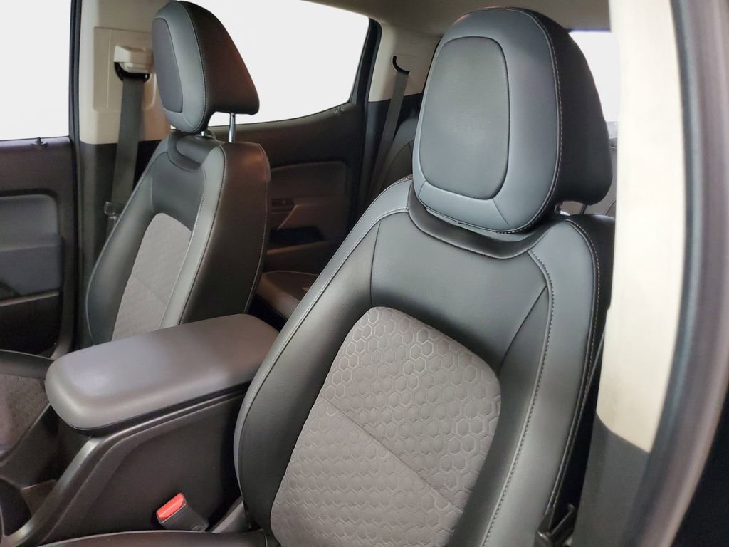 Used 2016 Chevrolet Colorado Z71 image 13