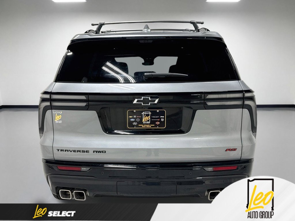Used 2026 Chevrolet Traverse RS AWD/4WD image 9