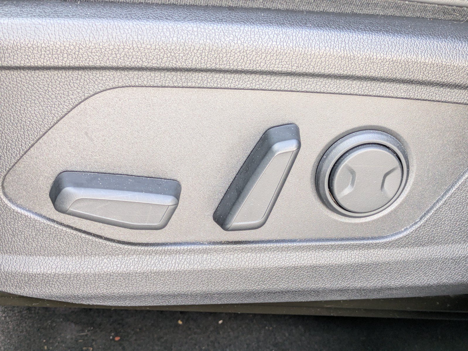 Certified 2026 Kia Sorento S w/ S Panoramic Sunroof Package FWD image 16