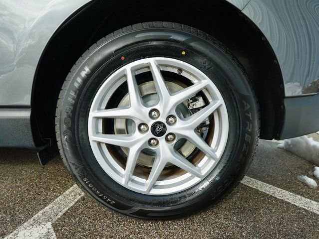 Used 2023 Ford Edge SEL image 30