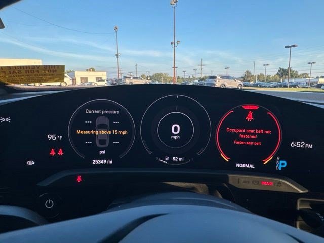 Used 2021 Porsche Taycan 4S AWD/4WD image 10
