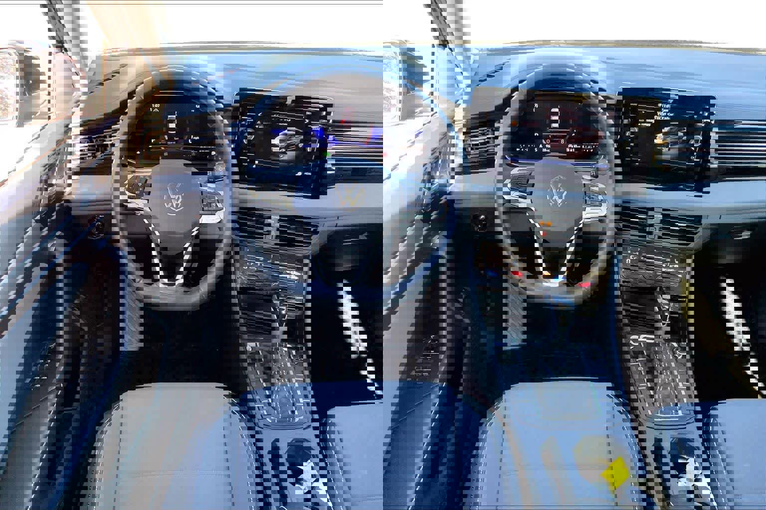 Used 2025 Volkswagen Jetta SE image 6