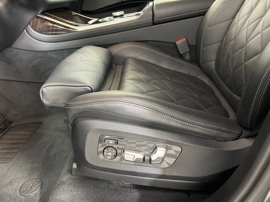 Used 2024 BMW X7 xDrive40i w/ Premium Package image 16