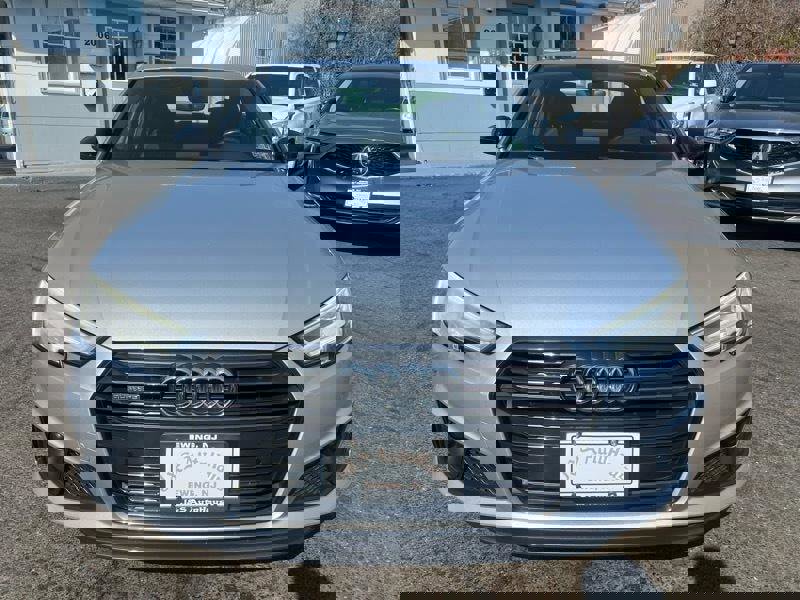 Used 2019 Audi A4 2.0T Premium Plus w/ Premium Plus Package image 2