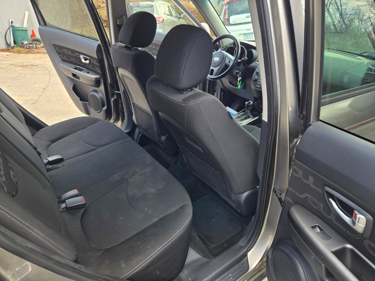 Used 2013 Kia Soul + FWD image 15